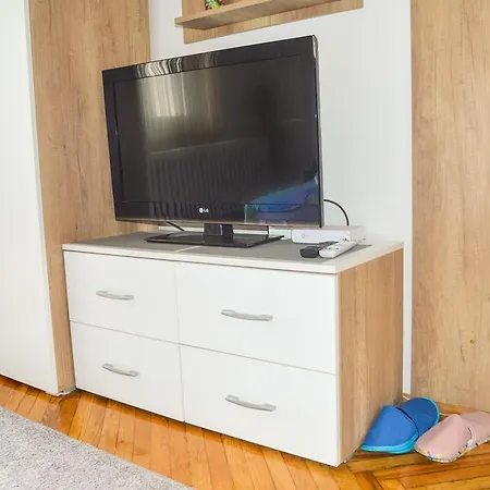 Riverside Gem דירה *