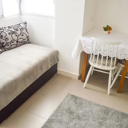 Riverside Gem Apartman *