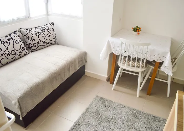 Riverside Gem Apartament *